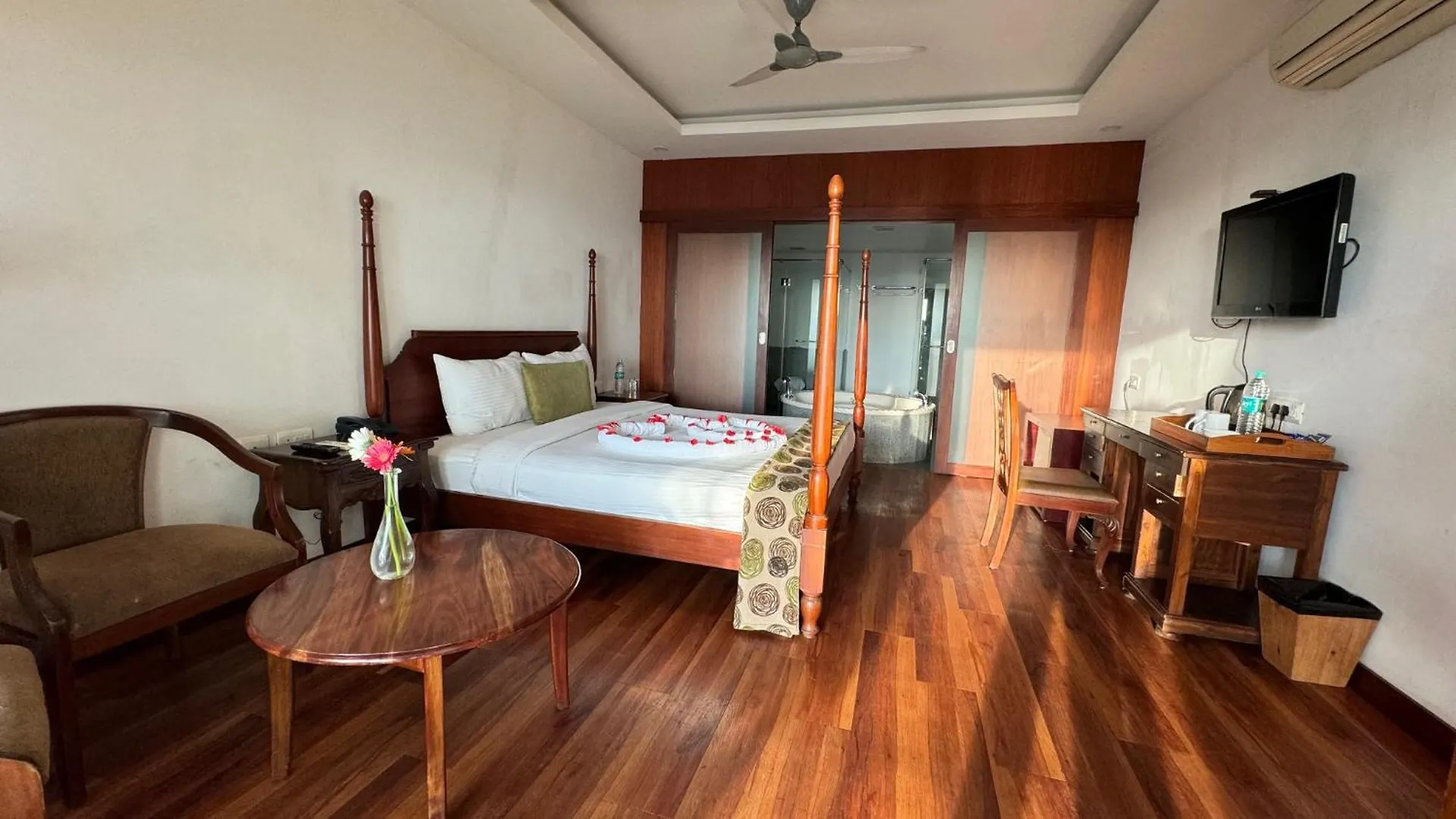 Homestay Kovalam Gymkhana Thayil Kadaloram Thiruvananthapuram India